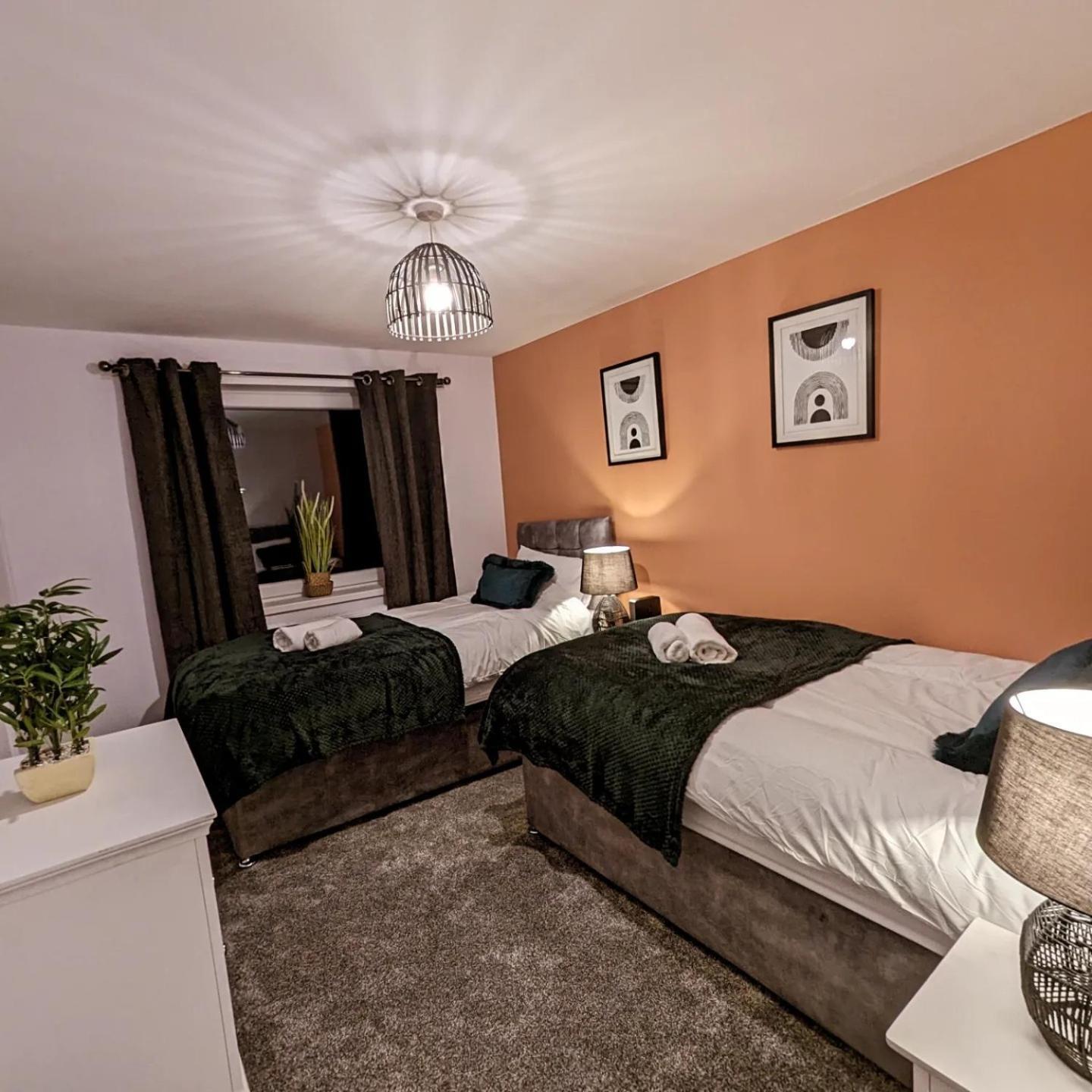 6 Guests * 4 Bedroom * Free Wi-Fi *Huntingdon Exteriér fotografie