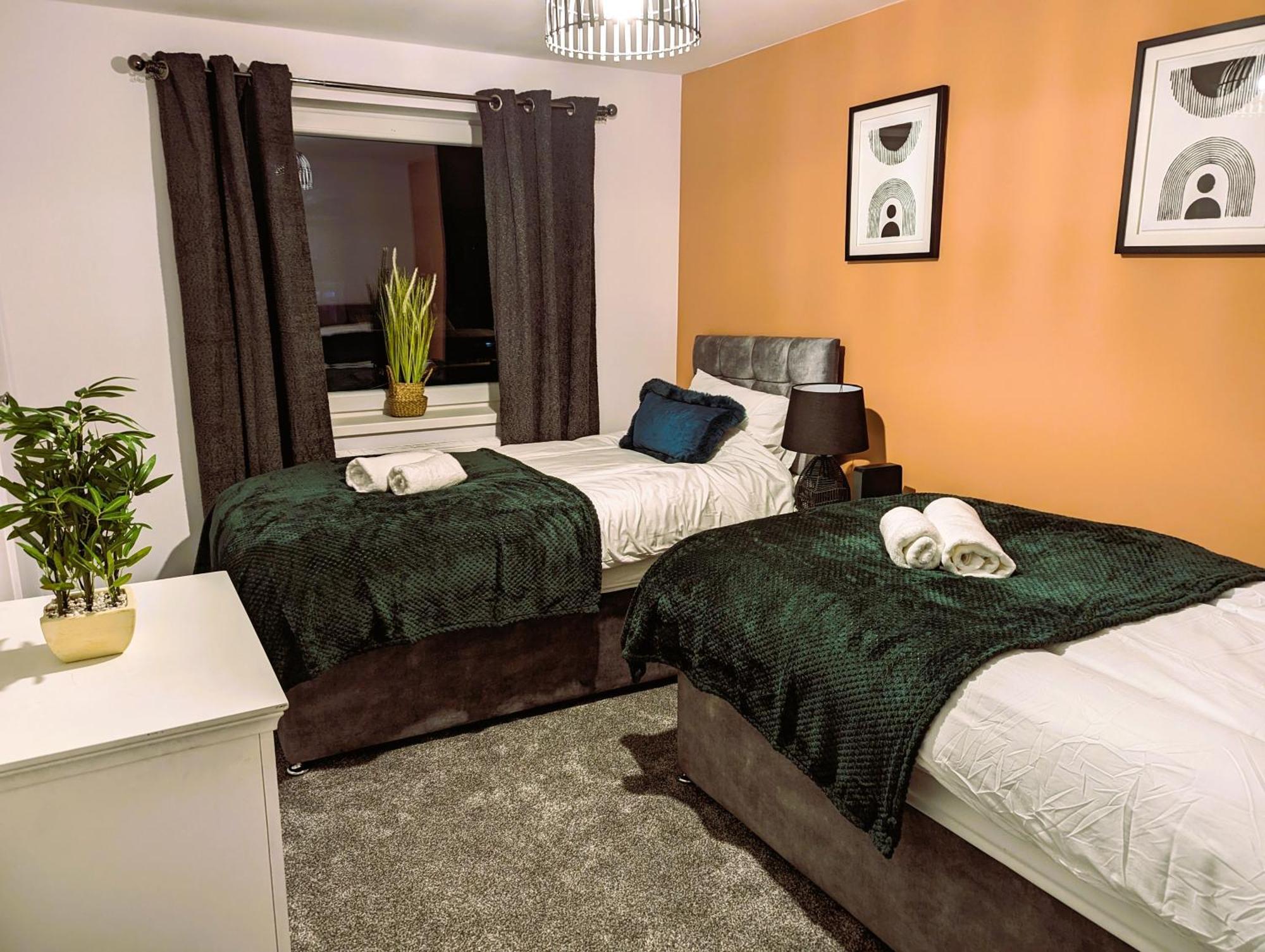 6 Guests * 4 Bedroom * Free Wi-Fi *Huntingdon Exteriér fotografie